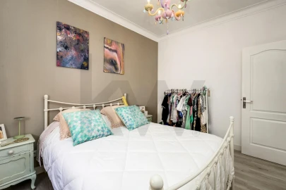Apartamento T2 para Venda em Queluz e Belas