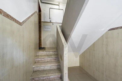 Apartamento T2 para Venda em Queluz e Belas