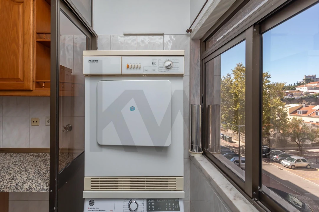 Apartamento T2 para Arrendamento em Ajuda Foto 15