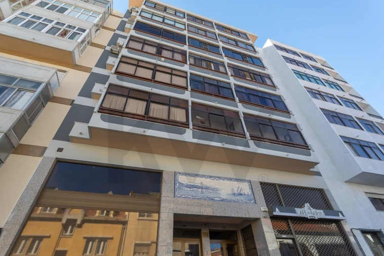 Apartamento T2 para Arrendamento em Ajuda Foto 26