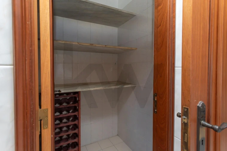 Apartamento T2 para Arrendamento em Ajuda Foto 14