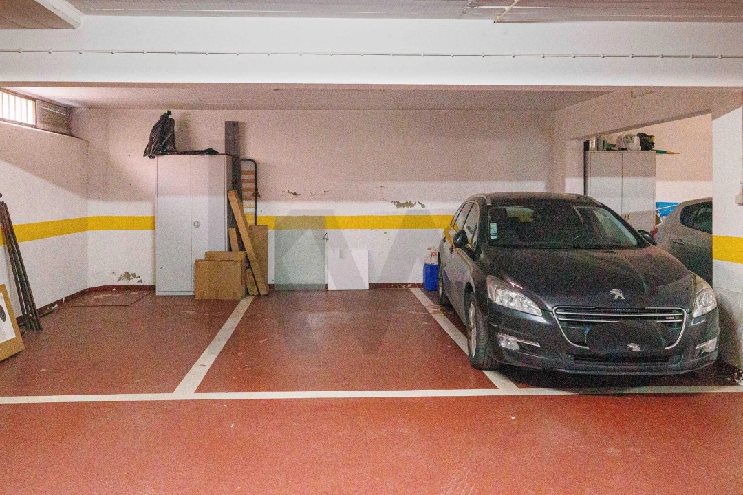 Apartamento T2 para Arrendamento em Ajuda Foto 22
