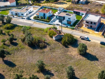 Terreno para Venda em Romeira e Várzea