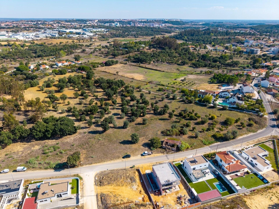 Terreno para Venda em Romeira e Várzea Foto 17