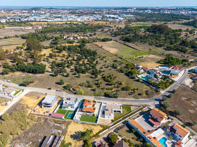Terreno para Venda em Romeira e Várzea Foto 2