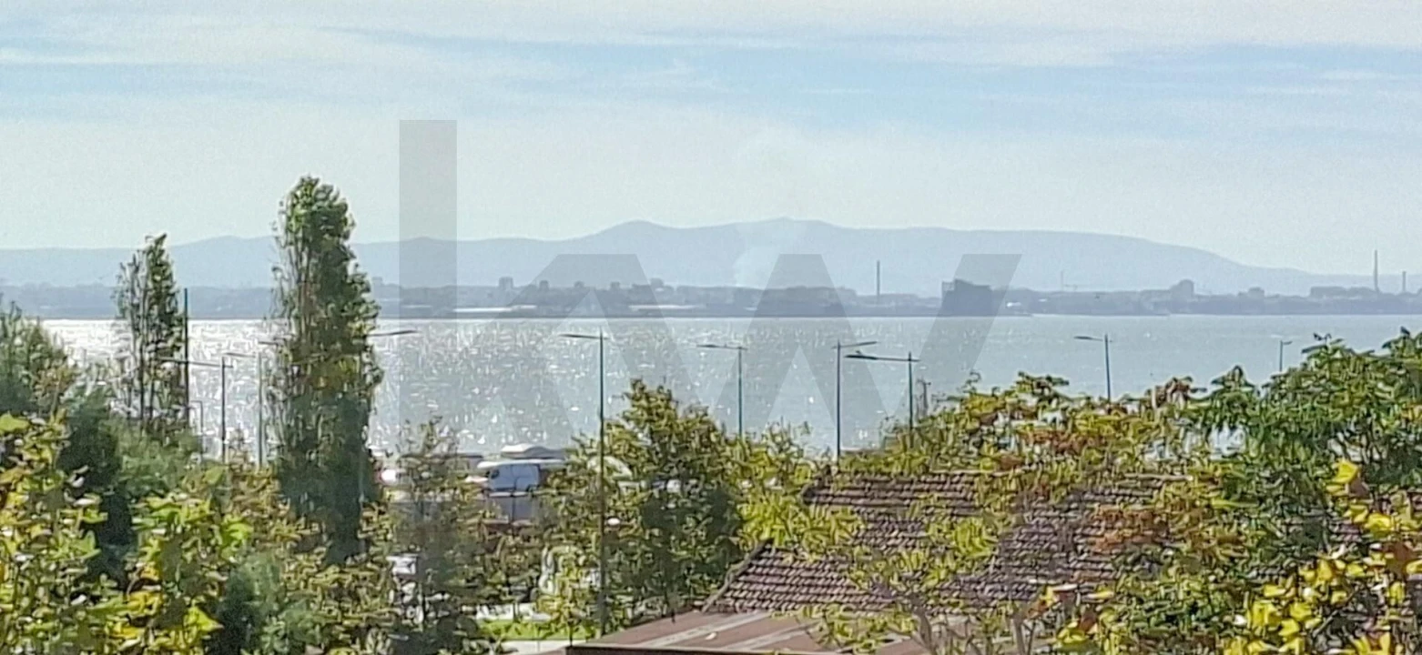 Apartamento T2 para Arrendamento em Marvila Foto 21