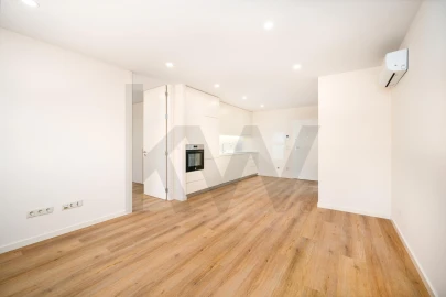 Apartamento T1 para Venda em Gandra