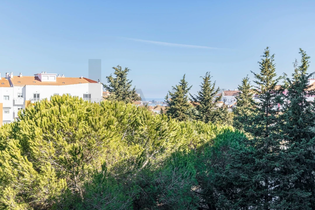 Apartamento T2 para Venda em Amora Foto 17