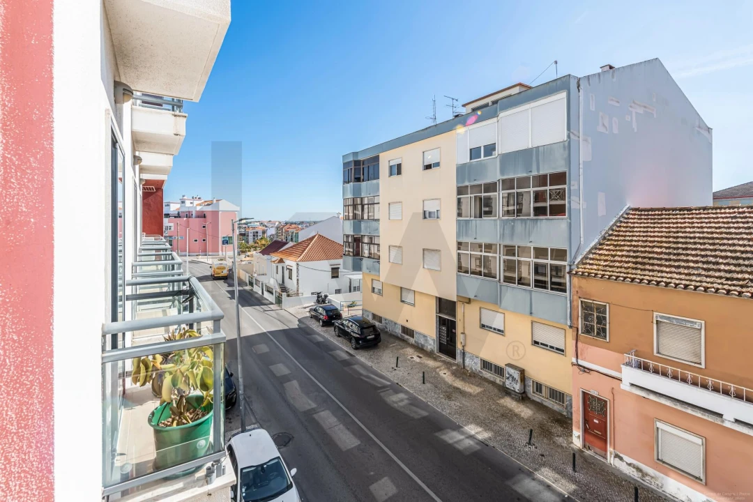 Apartamento T2 para Venda em Amora Foto 20