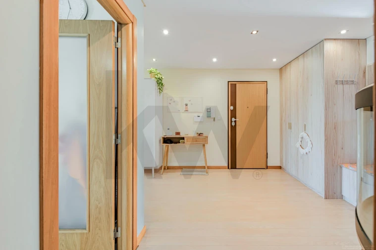 Apartamento T2 para Venda em Amora Foto 2