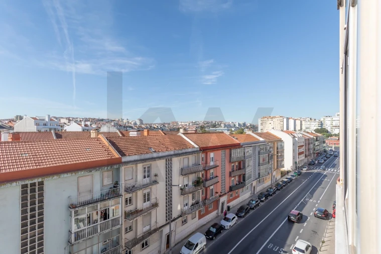Apartamento T2 para Venda em Benfica Foto 24