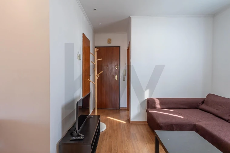 Apartamento T2 para Venda em Benfica Foto 3