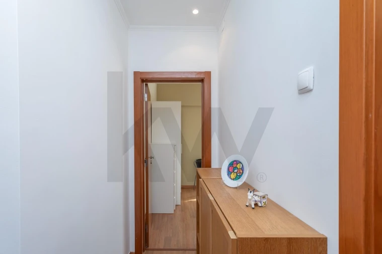 Apartamento T2 para Venda em Benfica Foto 17