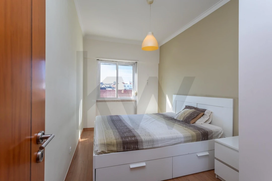Apartamento T2 para Venda em Benfica Foto 6