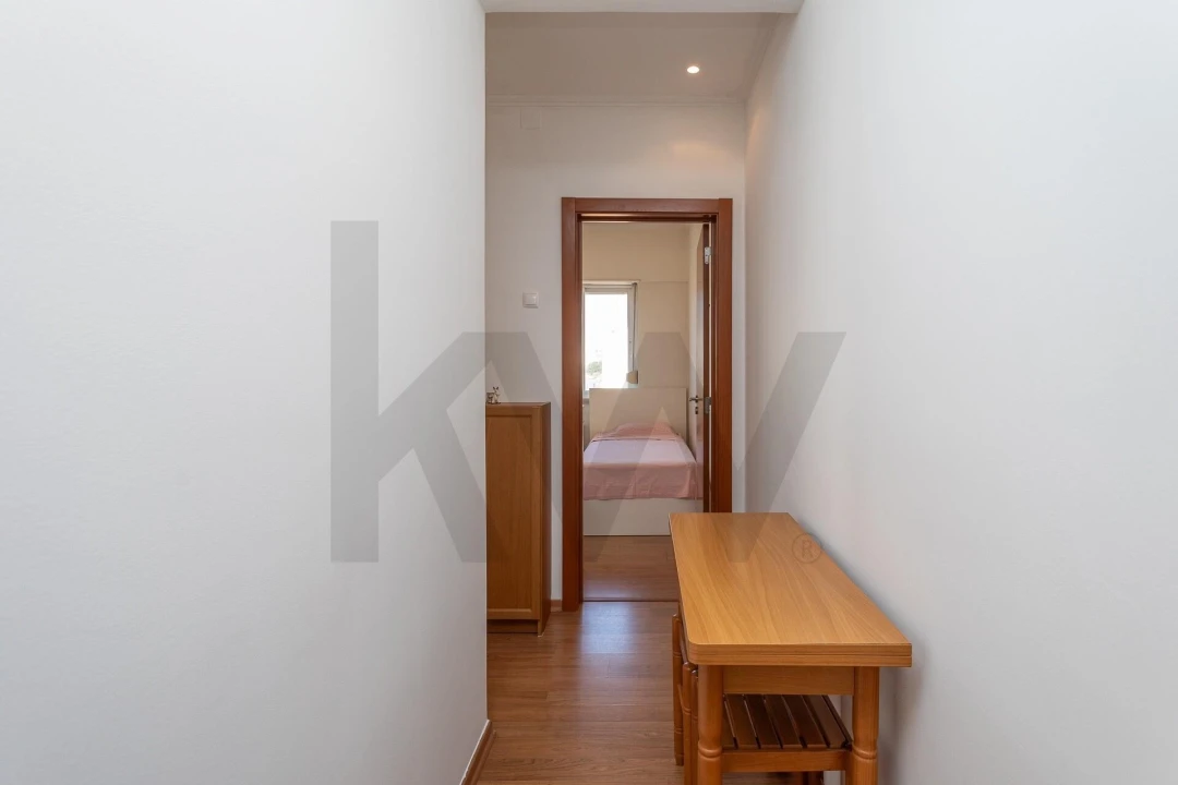 Apartamento T2 para Venda em Benfica Foto 11