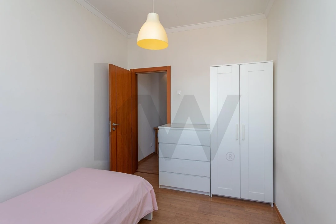 Apartamento T2 para Venda em Benfica Foto 14