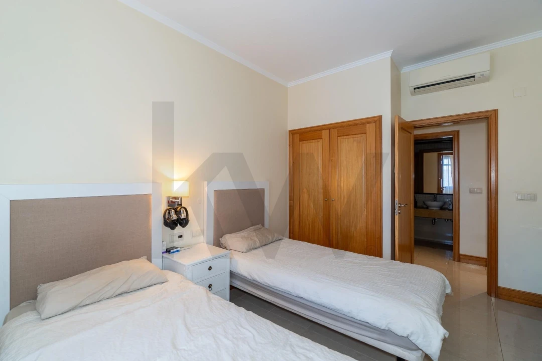 Apartamento T2 para Venda em Quarteira Foto 15