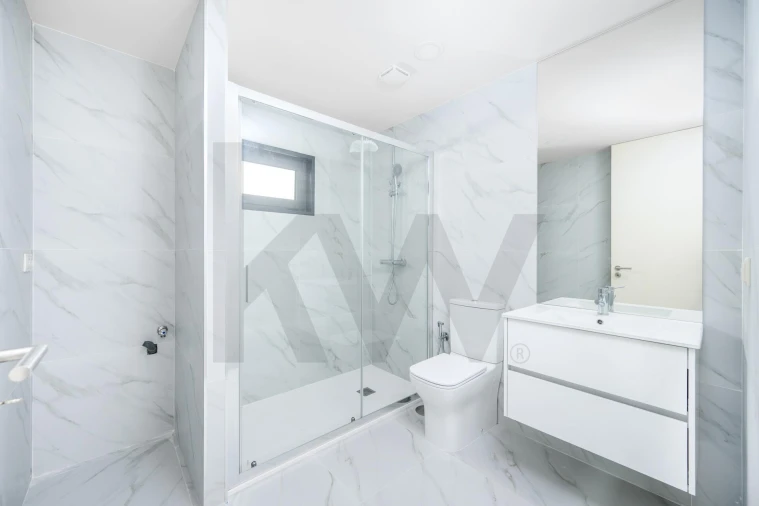 Apartamento T1 para Venda em Gandra Foto 7