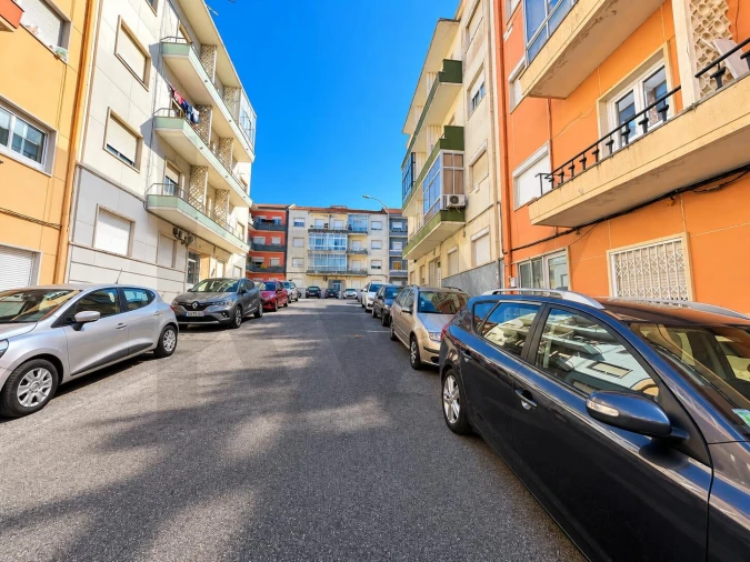 Apartamento T2 para Venda em Mina de Água Foto 35