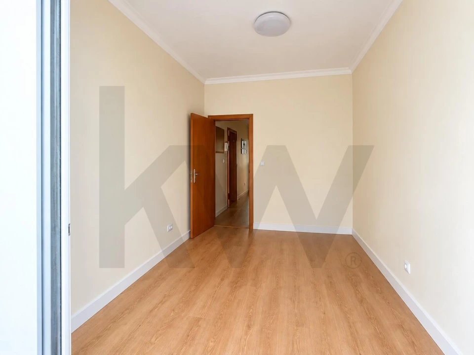 Apartamento T2 para Venda em Mina de Água Foto 5