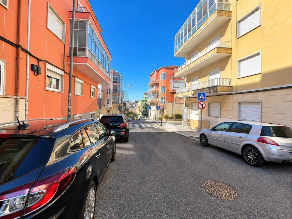 Apartamento T2 para Venda em Mina de Água Foto 36
