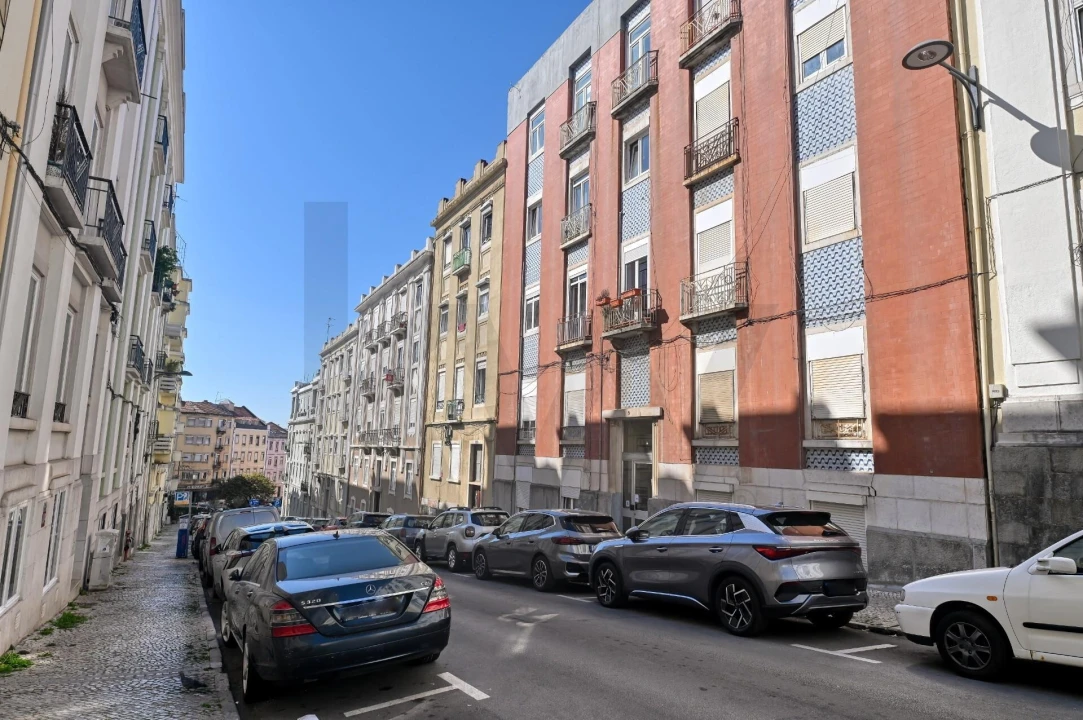 Apartamento T4 para Venda em Arroios Foto 1