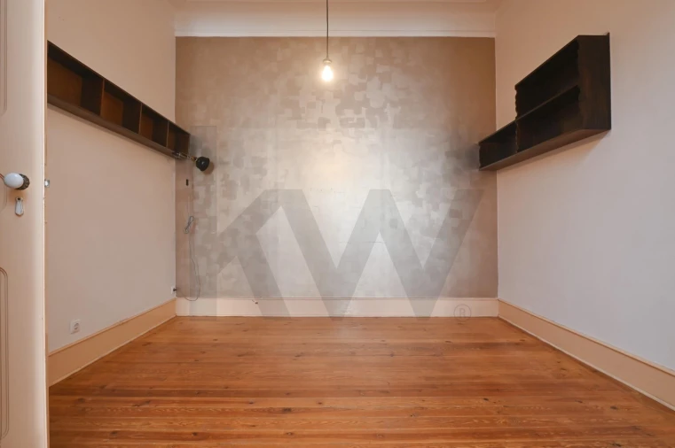 Apartamento T4 para Venda em Arroios Foto 13