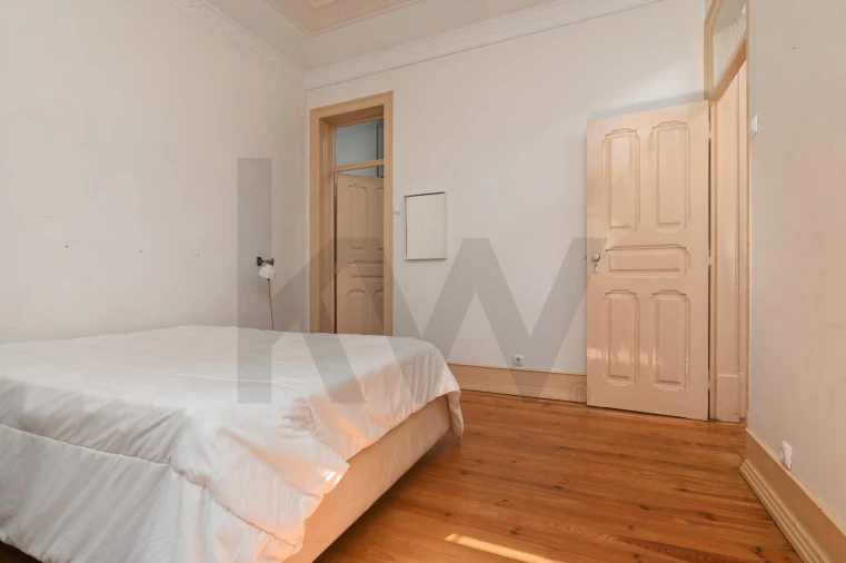 Apartamento T4 para Venda em Arroios Foto 3