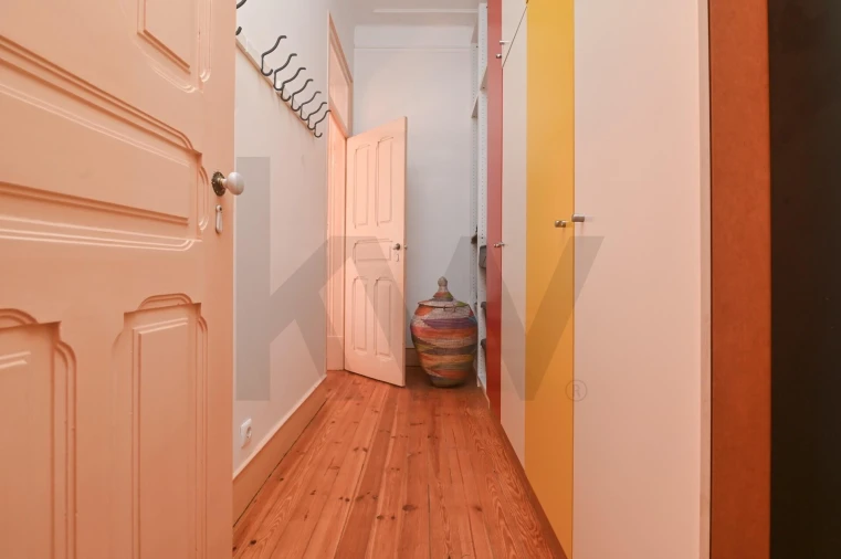 Apartamento T4 para Venda em Arroios Foto 4
