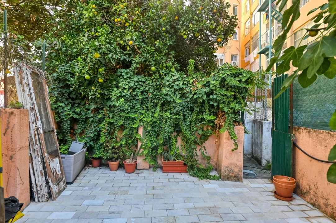 Apartamento T4 para Venda em Arroios Foto 24
