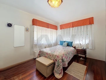 Moradia T5 para Venda em Marvila, Ribeira Santarém, São Salvador, São Nicolau