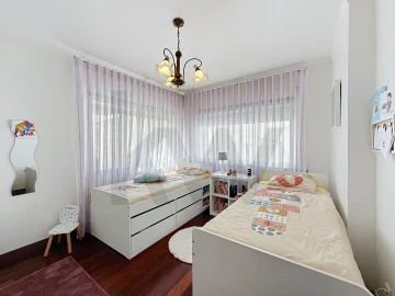 Moradia T5 para Venda em Marvila, Ribeira Santarém, São Salvador, São Nicolau