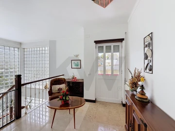Moradia T5 para Venda em Marvila, Ribeira Santarém, São Salvador, São Nicolau