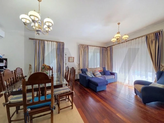 Moradia T4 para Venda em Marvila, Ribeira Santarém, São Salvador, São Nicolau Foto 5