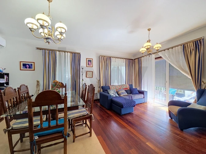 Moradia T5 para Venda em Marvila, Ribeira Santarém, São Salvador, São Nicolau Foto 2