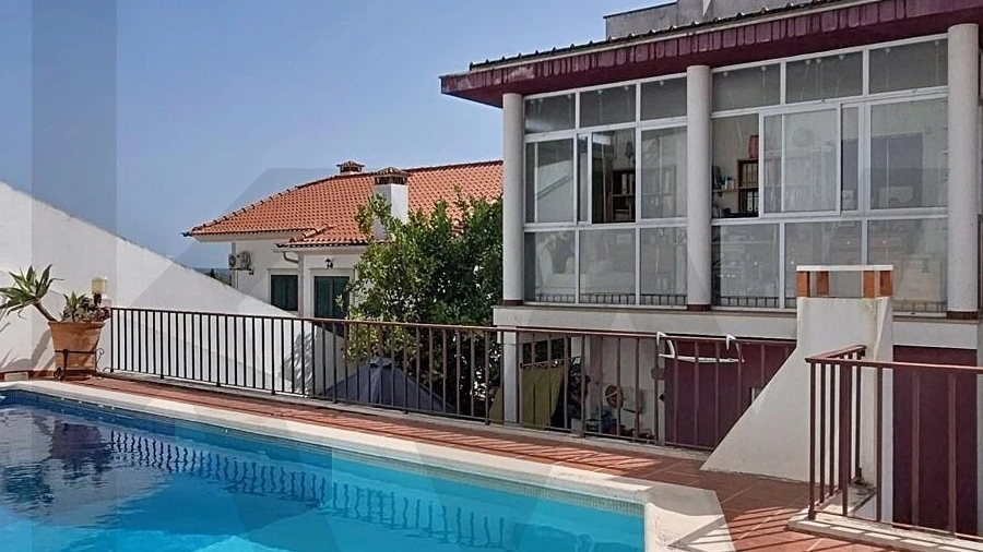 Moradia T5 para Venda em Marvila, Ribeira Santarém, São Salvador, São Nicolau