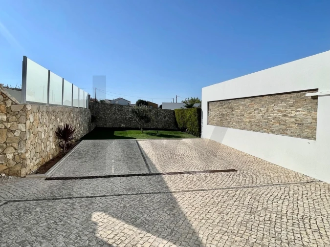 Moradia T4 para Venda em Ericeira Foto 27