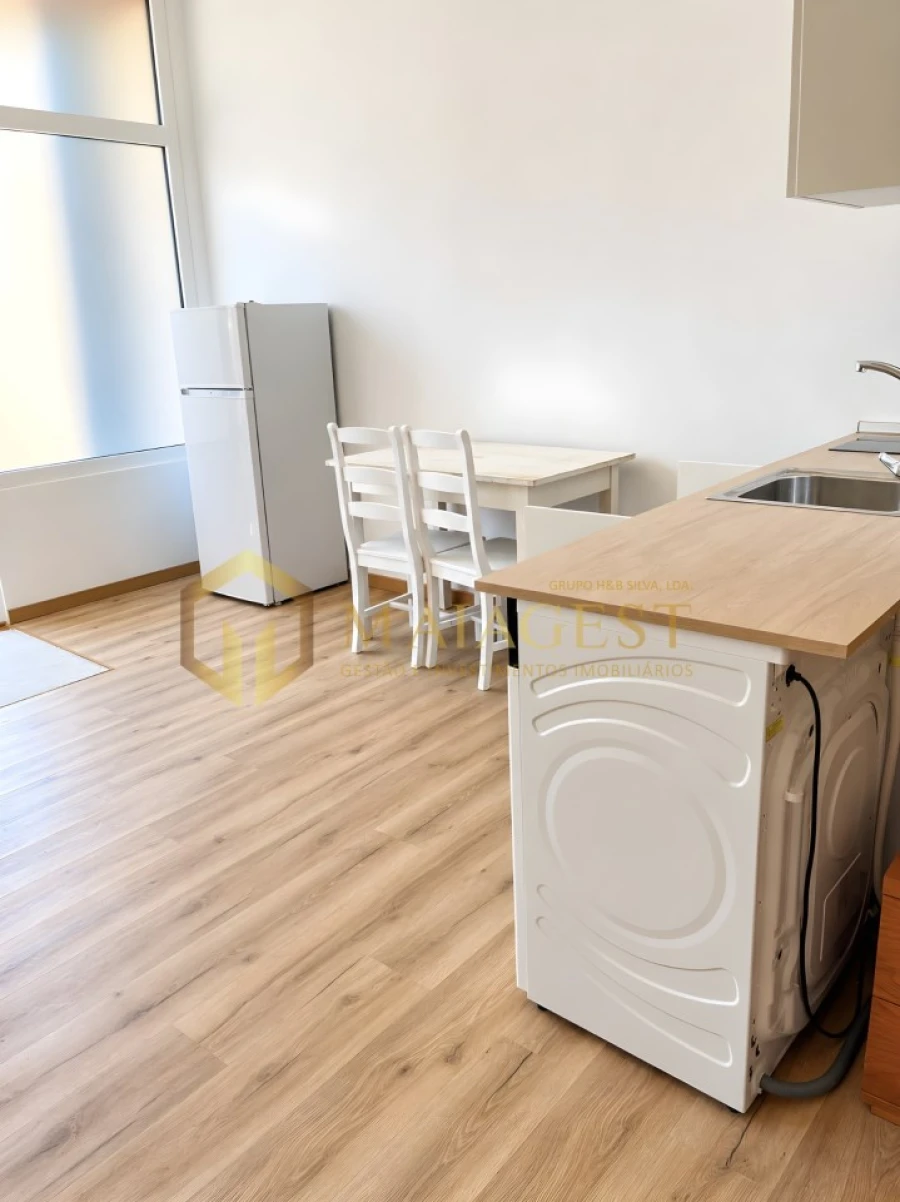 Apartamento para Venda em São Mamede de Infesta e Senhora da Hora Foto 6