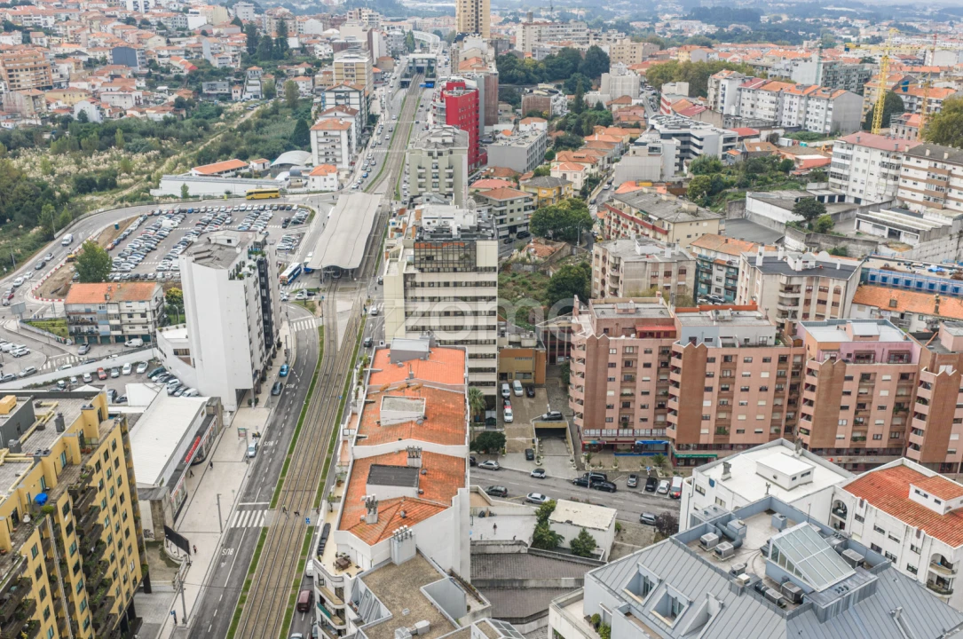 Apartamento T3 para Venda em Mafamude e Vilar do Paraíso Foto 2