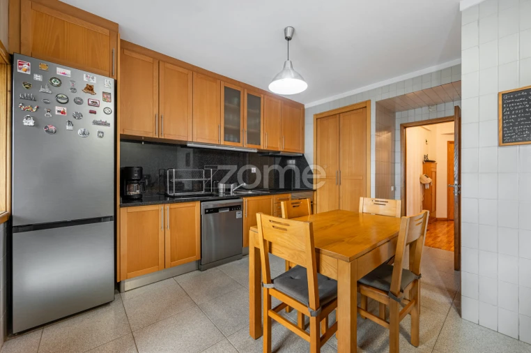 Apartamento T3 para Venda em Mafamude e Vilar do Paraíso Foto 7