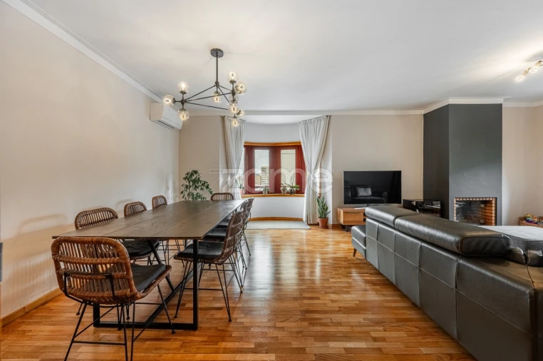Apartamento T3 para Venda em Mafamude e Vilar do Paraíso Foto 5