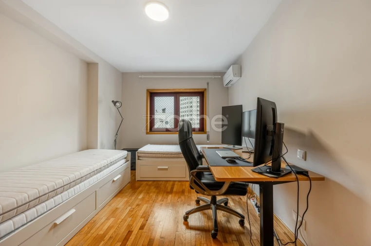 Apartamento T3 para Venda em Mafamude e Vilar do Paraíso Foto 16