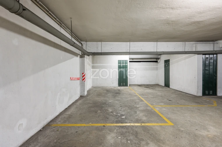 Apartamento T3 para Venda em Mafamude e Vilar do Paraíso Foto 30