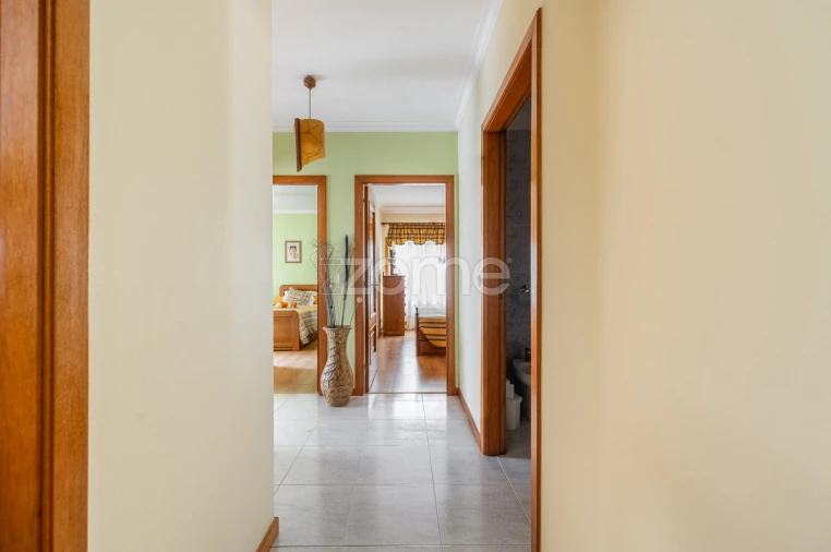 Apartamento T2 para Venda em Chafe Foto 5