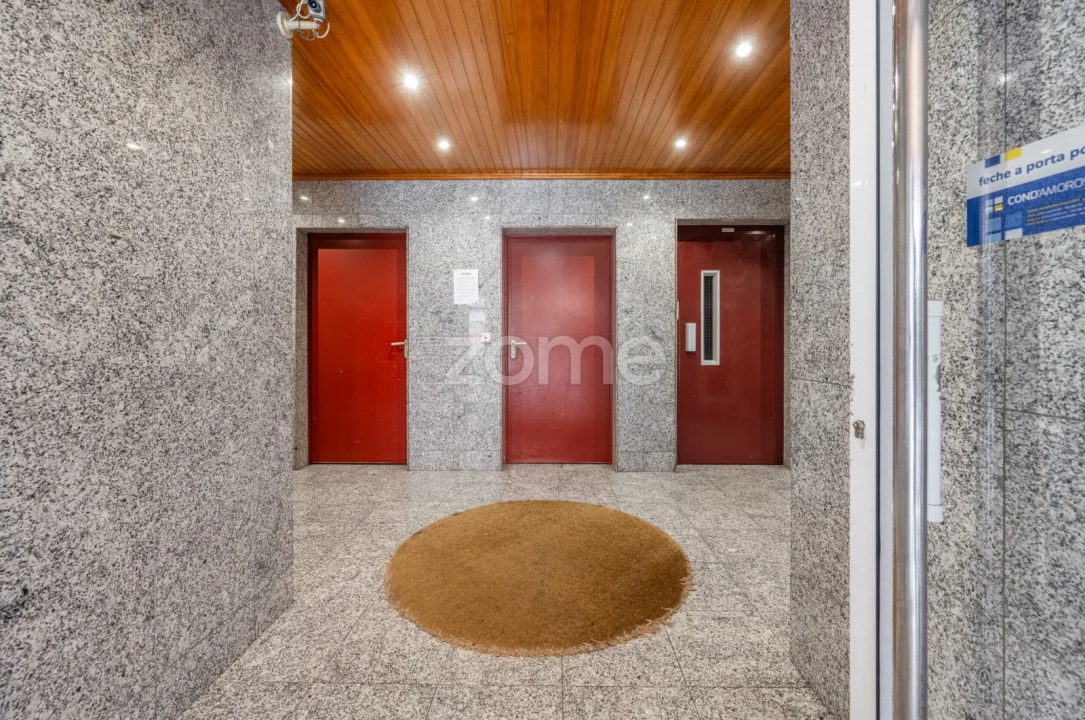 Apartamento T2 para Venda em Chafe Foto 2