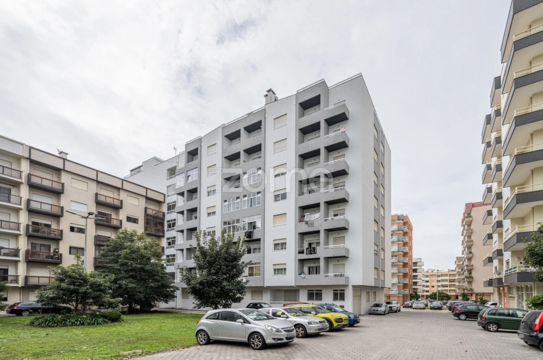 Apartamento T2 para Venda em Chafe Foto 19