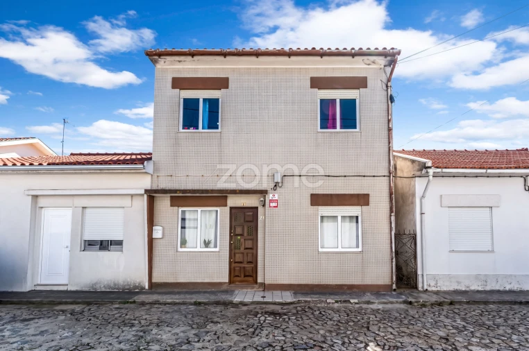 Moradia T5 para Venda em Arvore Foto 2