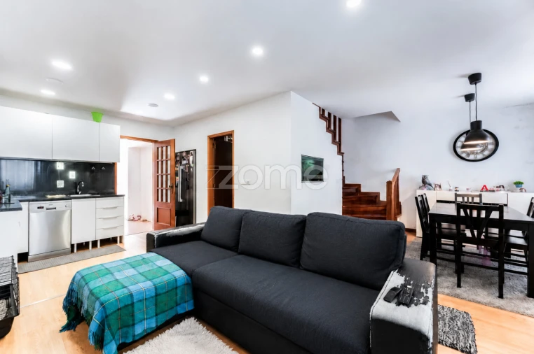 Moradia T5 para Venda em Arvore Foto 3