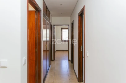 Apartamento T3 para Arrendamento em Cidade da Maia