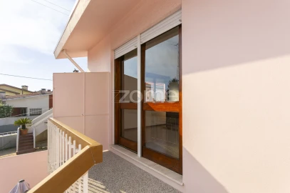 Apartamento T3 para Arrendamento em Cidade da Maia